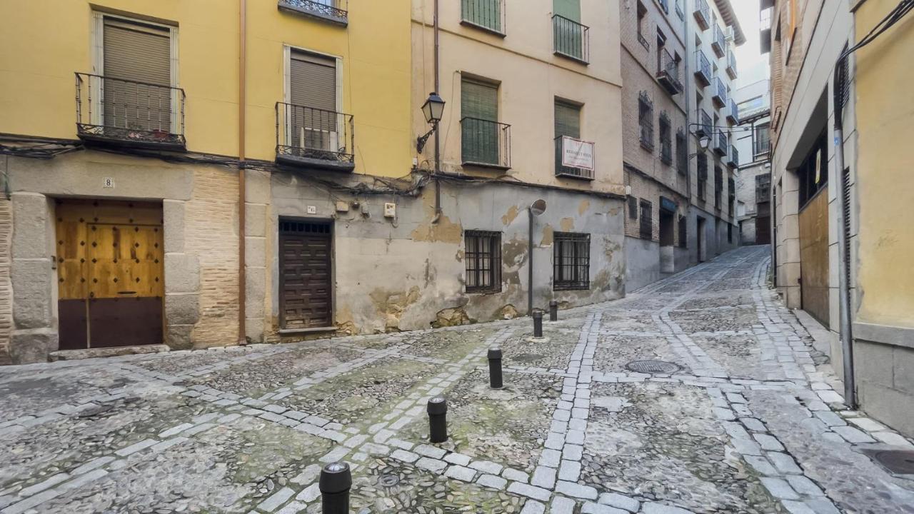 La Casa Purpura - Apartamentos Aloha توليدو المظهر الخارجي الصورة