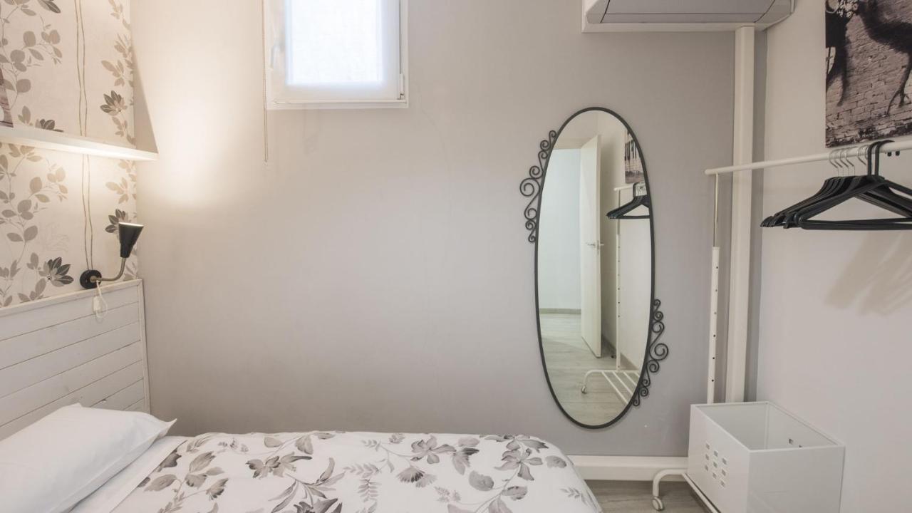 La Casa Purpura - Apartamentos Aloha توليدو المظهر الخارجي الصورة